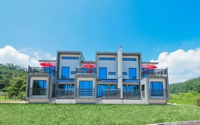 Namhae South Marine Spa Pension