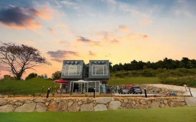 Namhae Traum House Bed and Breakfast - Bina Özellikleri