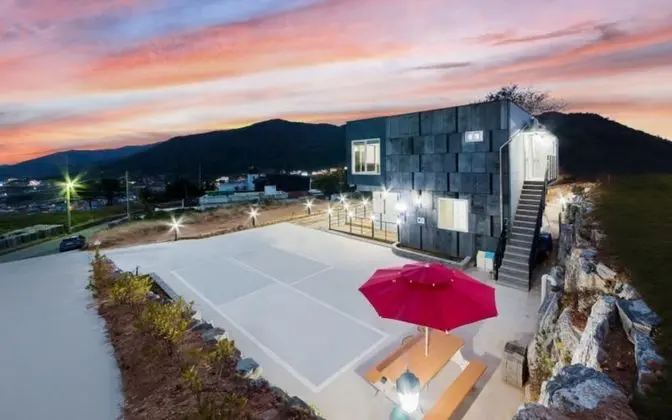 Namhae Traum House Bed and Breakfast - Misafir Tesisleri ve Hizmetleri