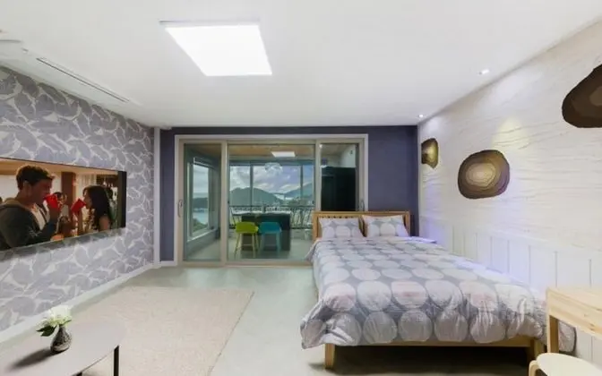 Namhae Traum House Bed and Breakfast - Oda
