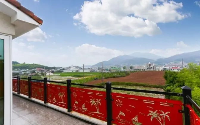 Namhae Yunseljung Pension