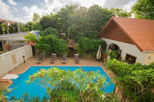 Namphung Phuket Boutique Resort - Havuz