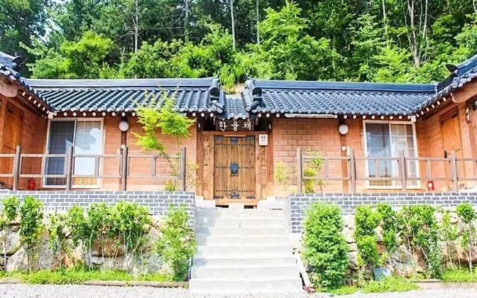 Namyangju Hanwoolchae Pension
