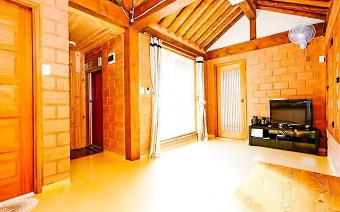 Namyangju Hanwoolchae Pension - Oda