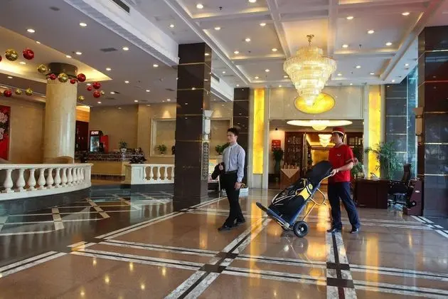 Nan Fang Yi Yuan Hotel - Lobi