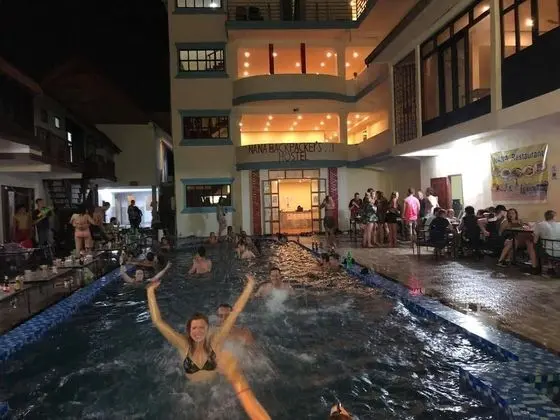 Nana Backpacker Hostel