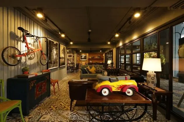 Nandha Hotel