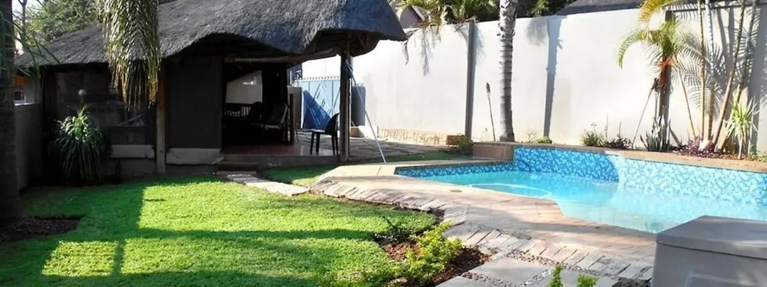 Nandi'S Guesthouse