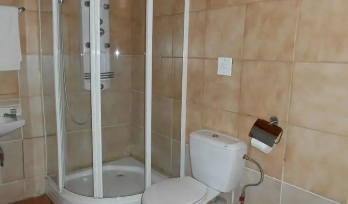 Nandi'S Guesthouse - Banyo Tipleri