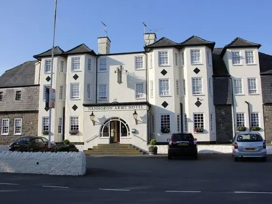 Nanhoron Arms Hotel