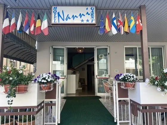 Hotel Nanni Garnì - Dış Mekan