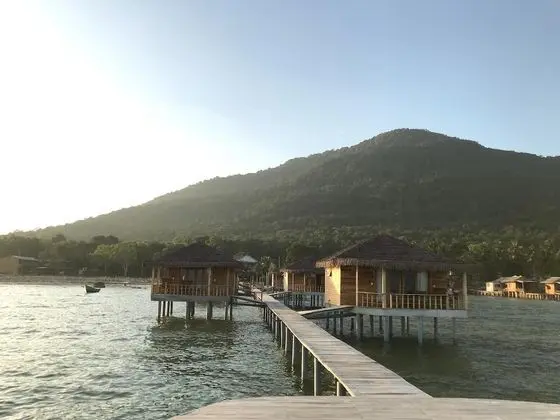 Naomi Resort