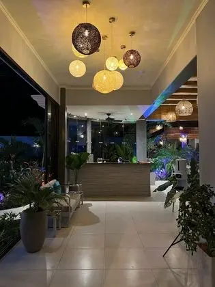 Hotel Naoz - Lobi