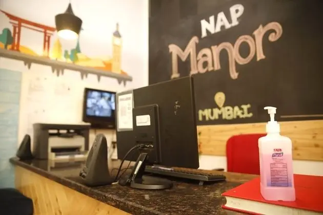 Nap Manor Hostels - Lobi