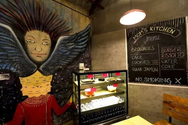 Nap Manor Hostels - Yerinde Yemek