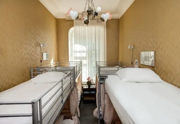 Naps Hostel
