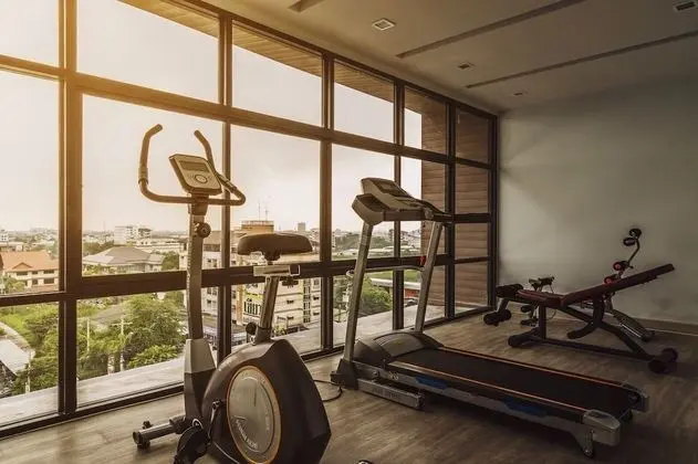 Naptel Embassy Place - Fitness