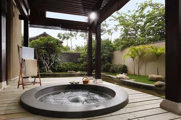 Narada Resort & Spa Perfume Bay