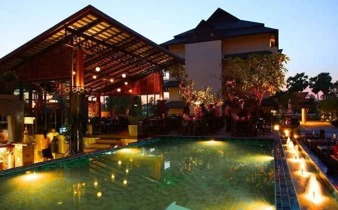 Narakul Resort Hotel