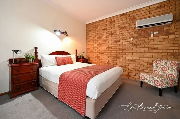 NARRANDERA CLUB MOTOR INN