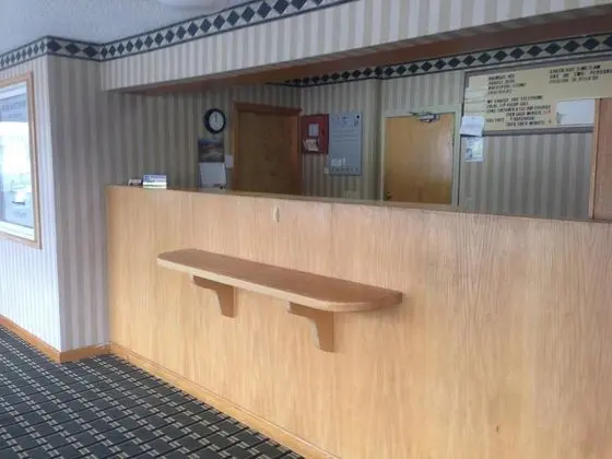 Nashoba Valley Inn & Suites - Lobi