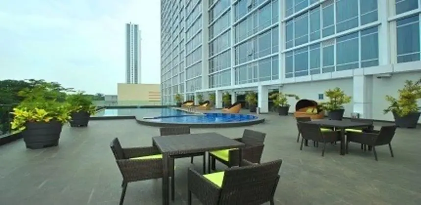 Nasma Luxury Stays - 52 42 Tower 1 - Havuz