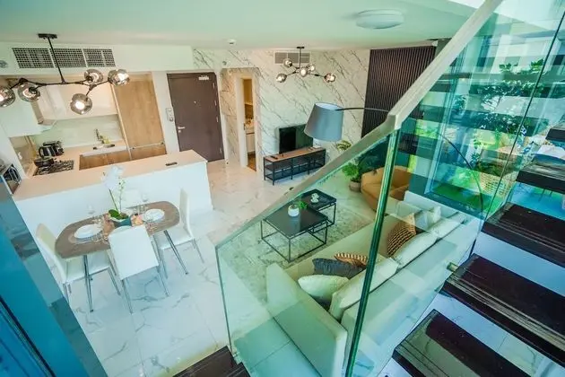 Nasma Luxury Stays - Al Raha Lofts 2