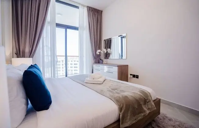 Nasma Luxury Stays - Binghatti Avenue - Oda