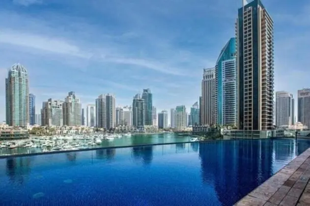 Nasma Luxury Stays - Cayan Tower - Havuz