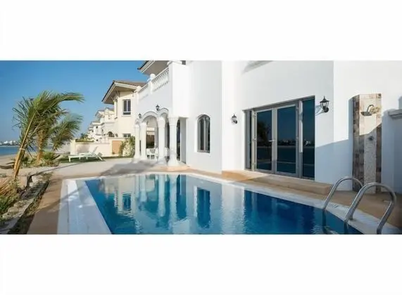Nasma Luxury Stays Frond L Palm Jumeirah - Havuz