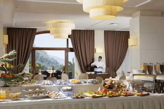Nastro Azzurro & Occhio Marino Resort - Yeme / İçme