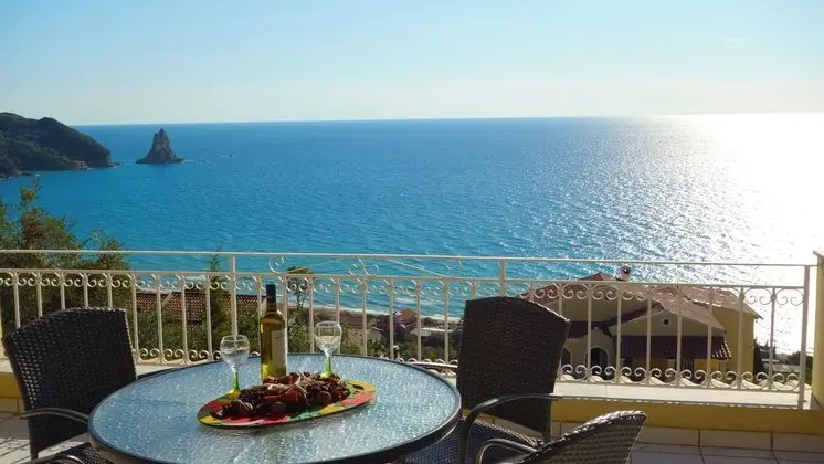 Natalia Apartment B With Panoramic sea Views of Agios Gordios bay - Öne Çıkan Resim