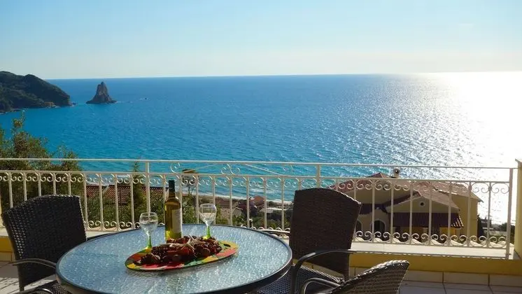 Natalia Loft Apartment C With Panoramic sea Views of Agios Gordios bay - Plaj