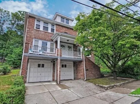 Natalie House - Boston