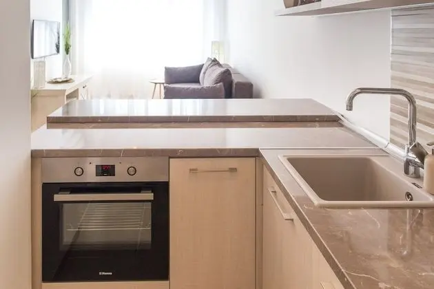Natasha Sea View Apartment - Mutfak