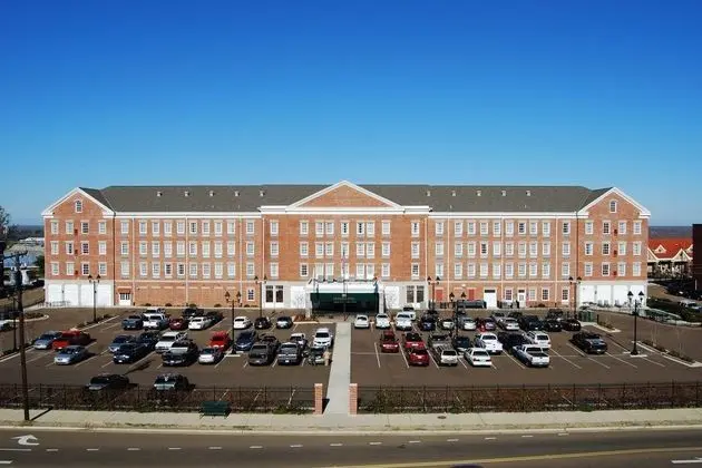 Natchez Grand Hotel