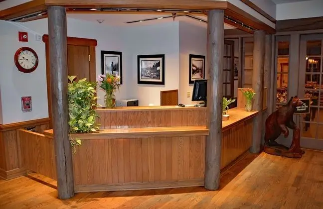 National Park Inn - Lobi