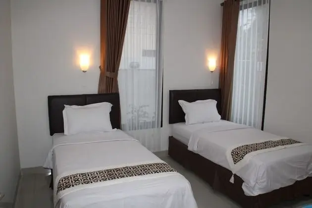 Natura Rumah Singgah Guest House - Oda