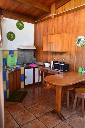 Natural Pacific Suites - Mutfak
