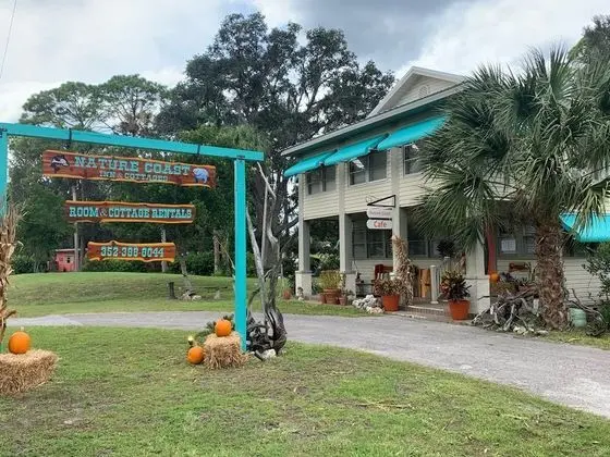 Nature Coast Inn and Cottages
