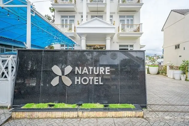 Nature Hotel