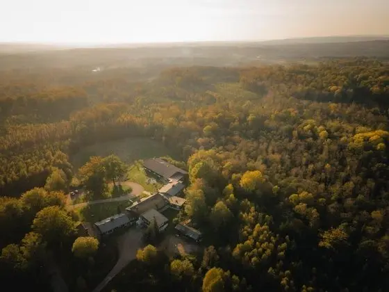 Nature Shelter Hotel