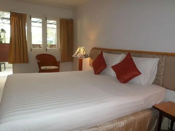 Nautical Inn - Genel