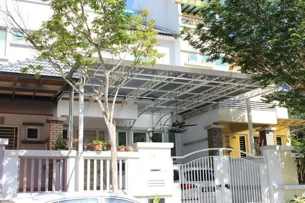 Nautilus Bay Home Inn