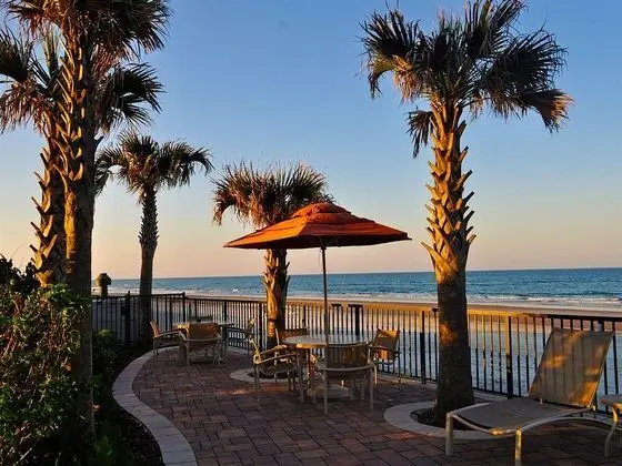 Nautilus Inn