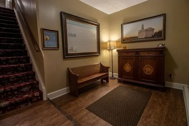 Nauvoo Temple House Hotel - Lobi