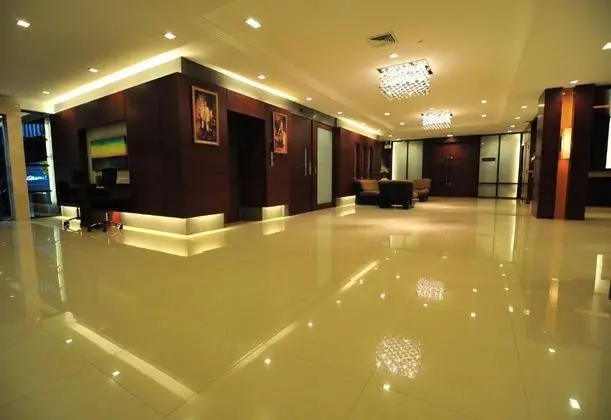 Navarat Heritage Hotel - Lobi