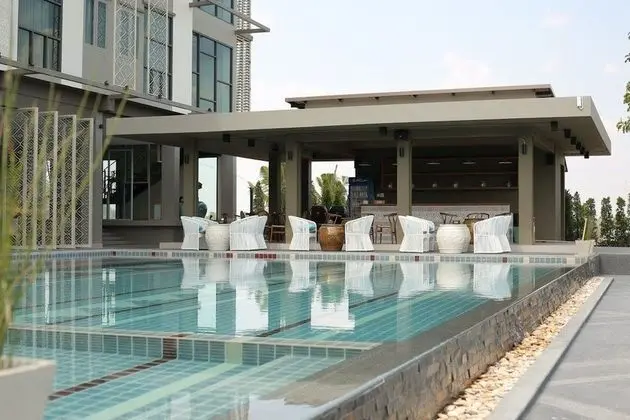 Navela Hotel & Banquet - Havuz