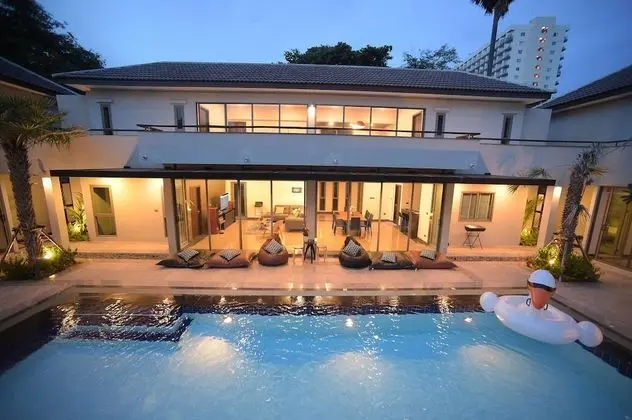 Villa Navin Premier Pool Villa