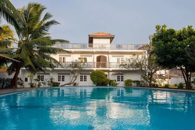 Navro Beach Resort